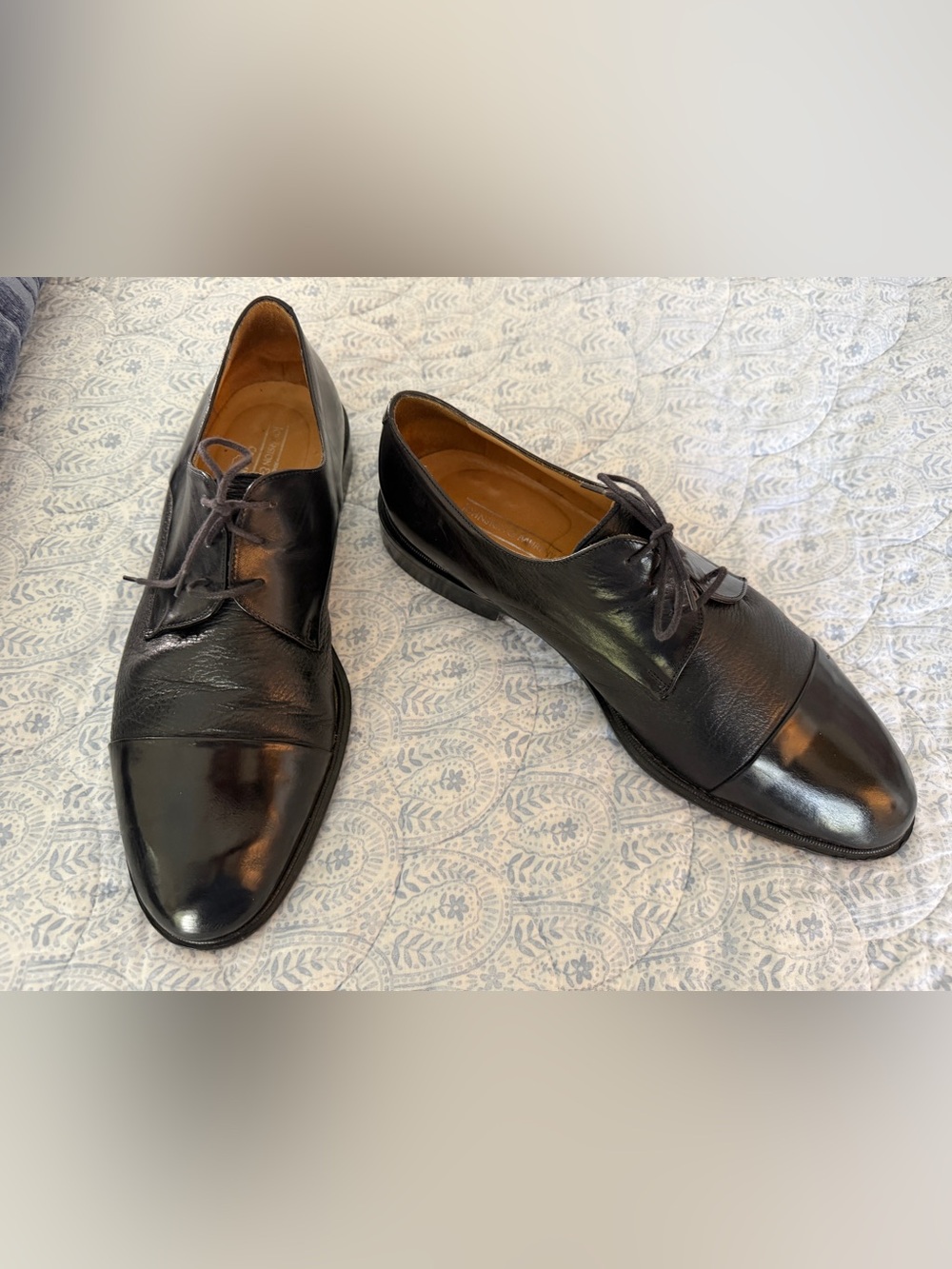 Johnston & Murphy Cellini Men’s Black Deerskin Cap-Toe dress shoe size 10.5